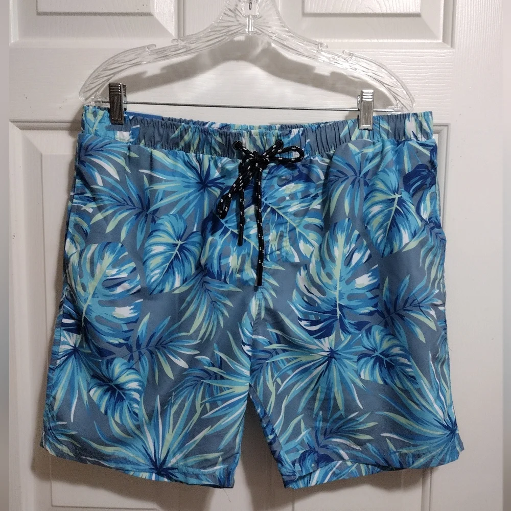 Distortion Tropical Blue Men's XL Swim Trunks Mesh Lined 50+ 🆕